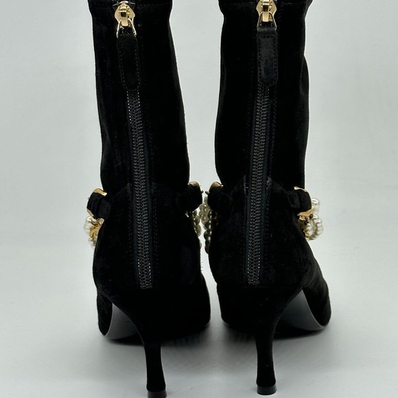 CHANEL 21A Suede Pearl String CC Charm Logo Ankle Bootie Boots Kitten Heel - Picture 8 of 16